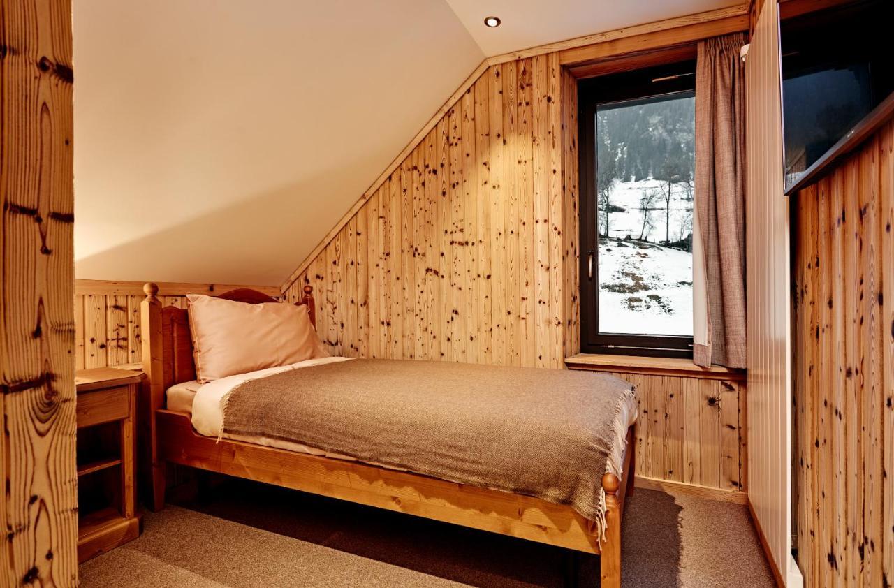 Hotel Sanetsch Gsteig Екстериор снимка