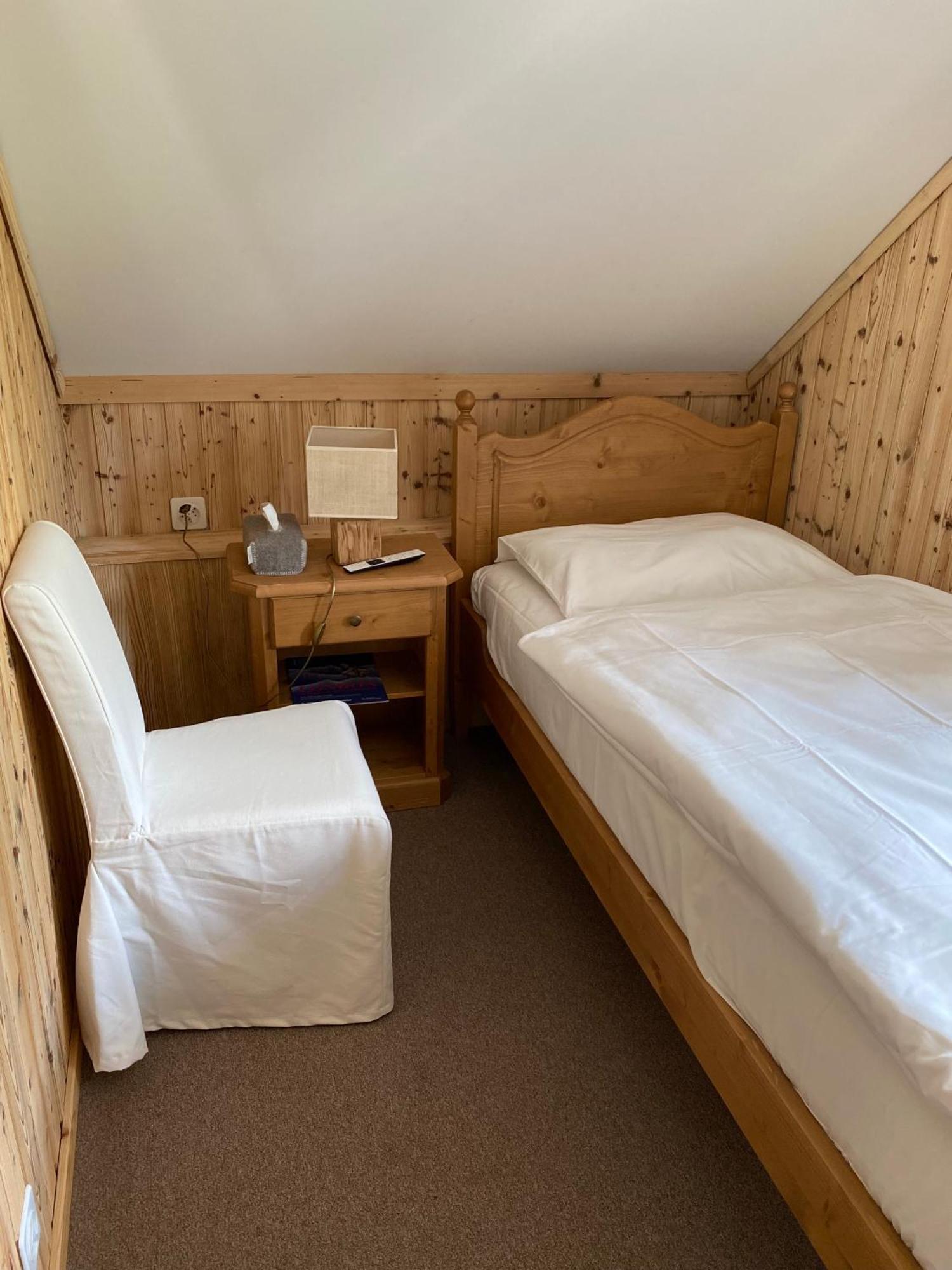 Hotel Sanetsch Gsteig Екстериор снимка