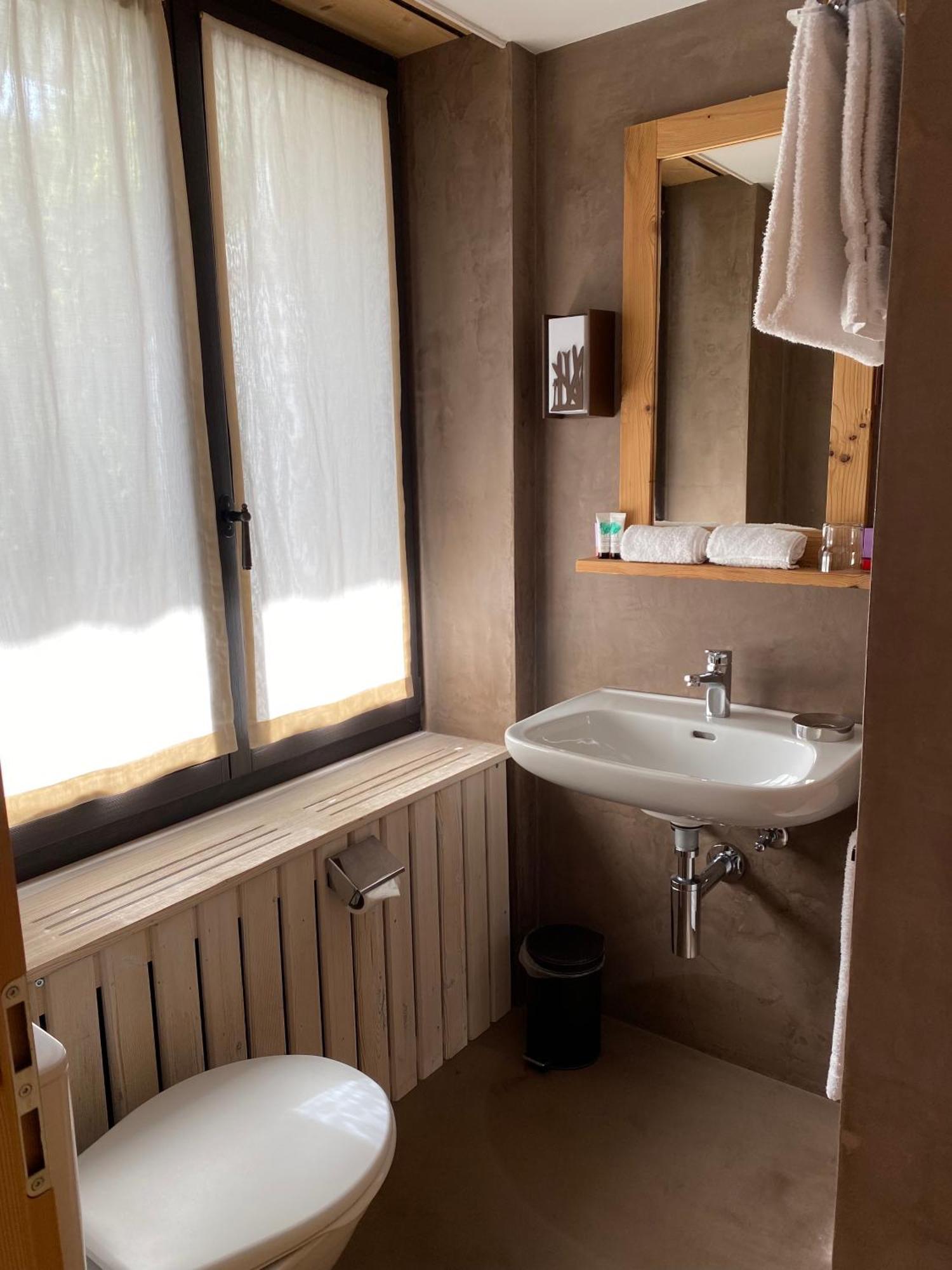 Hotel Sanetsch Gsteig Екстериор снимка