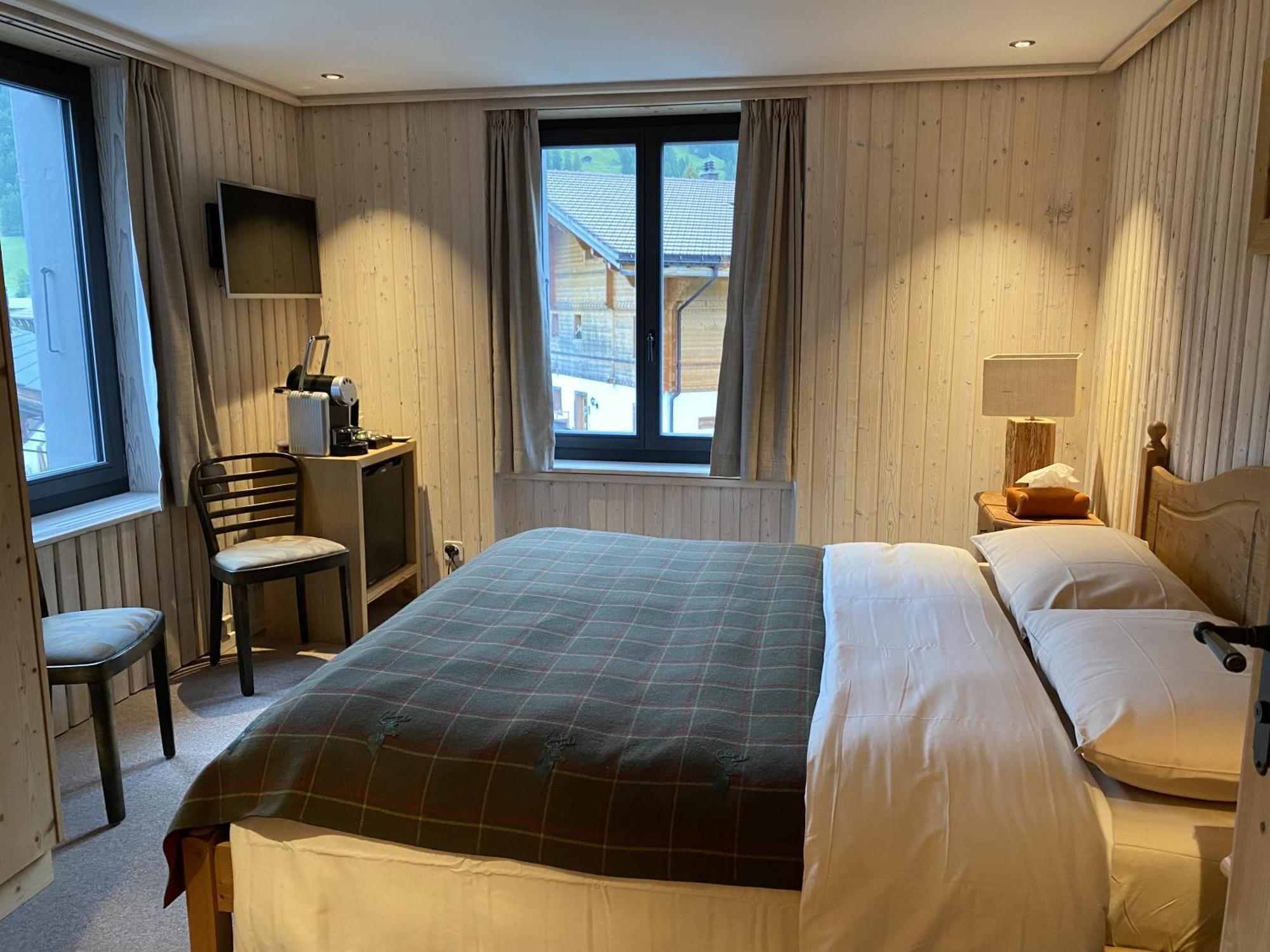 Hotel Sanetsch Gsteig Екстериор снимка