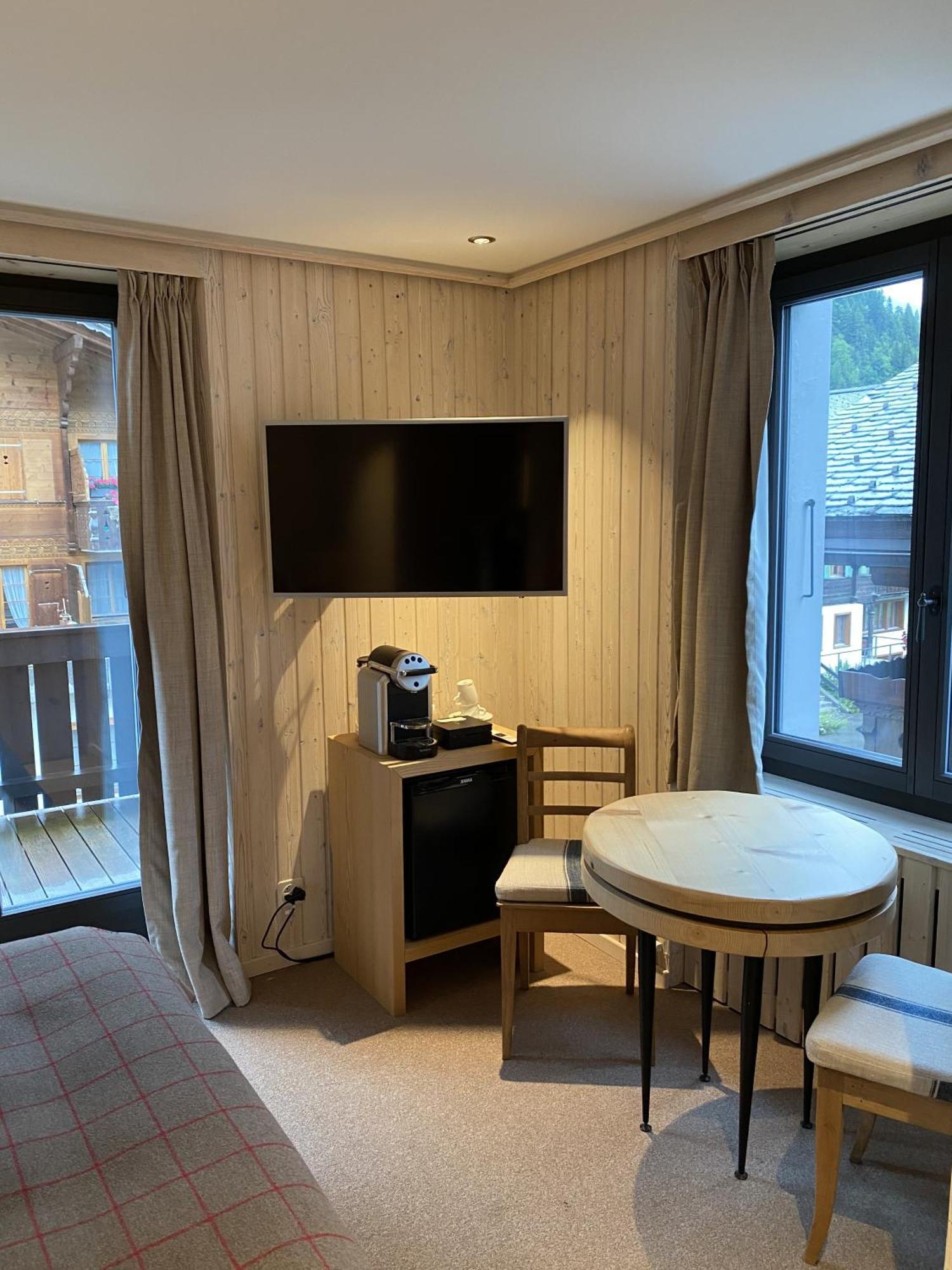 Hotel Sanetsch Gsteig Екстериор снимка